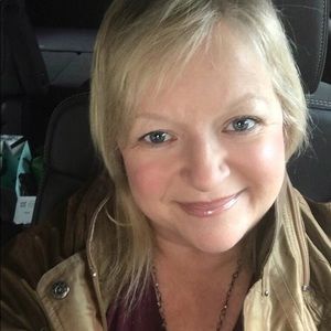 Meet your Posher, Paige